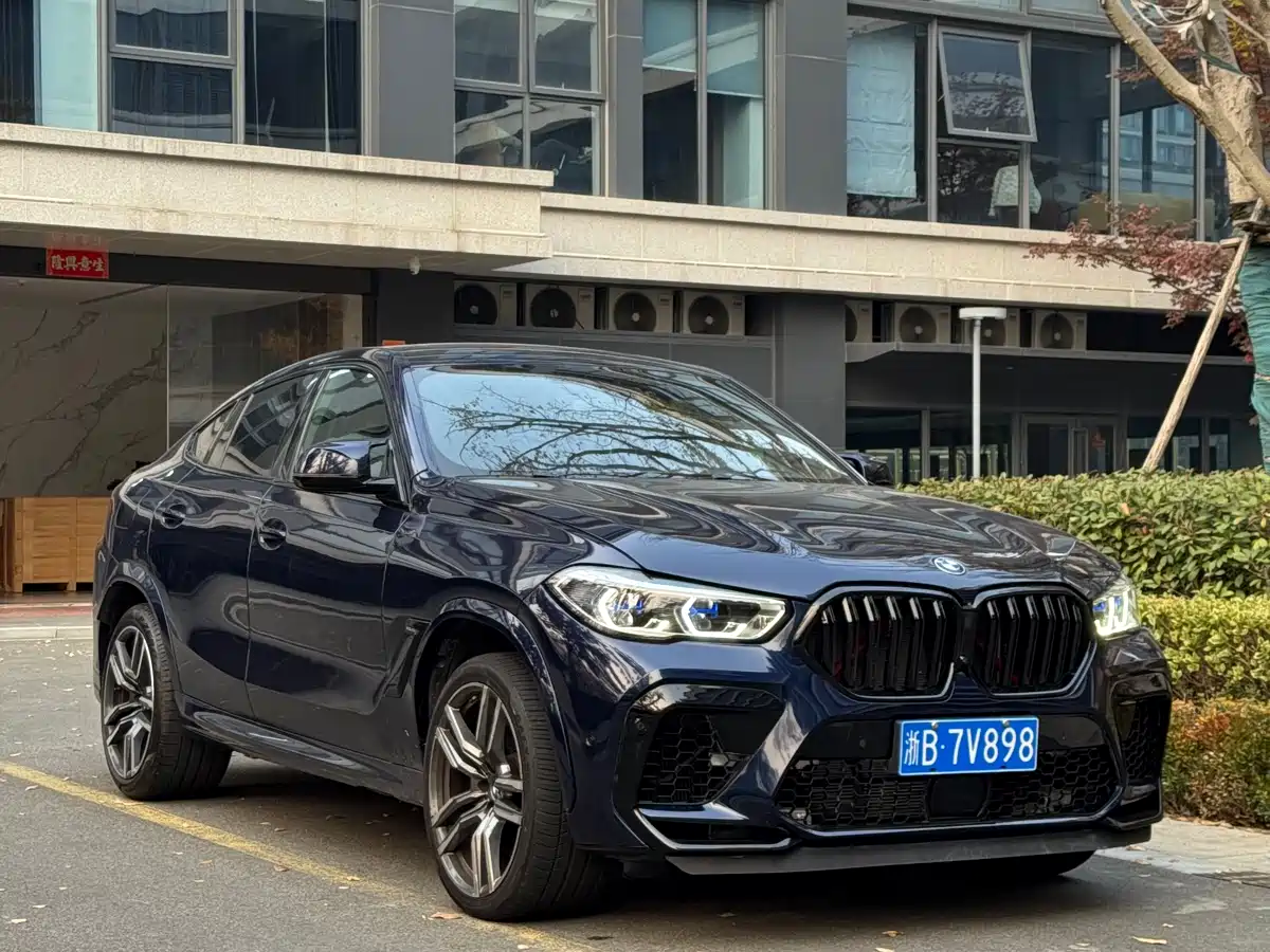 BMW X6M
