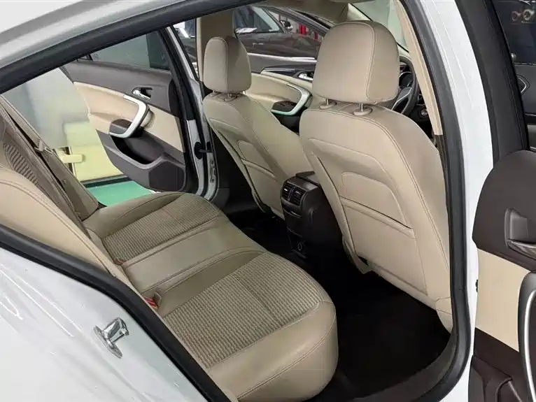 Buick Regal 2015 2.0L Leading Fashion Model фото 9