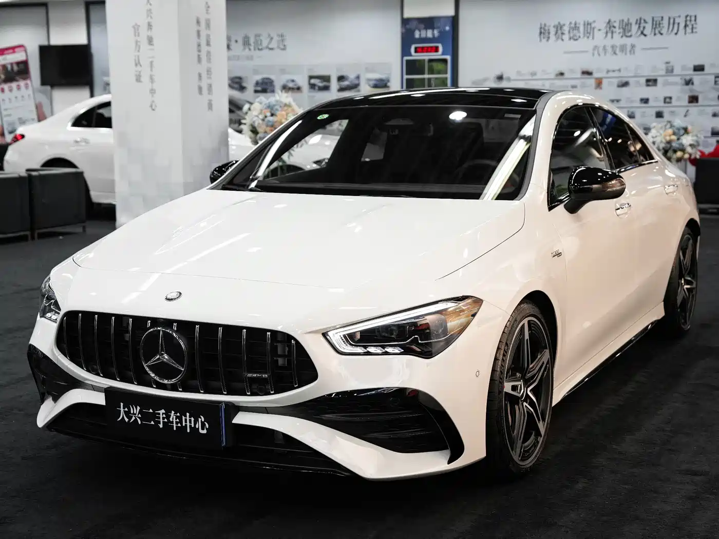 Mercedes-Benz CLA AMG 2025 AMG CLA 35 4MATIC