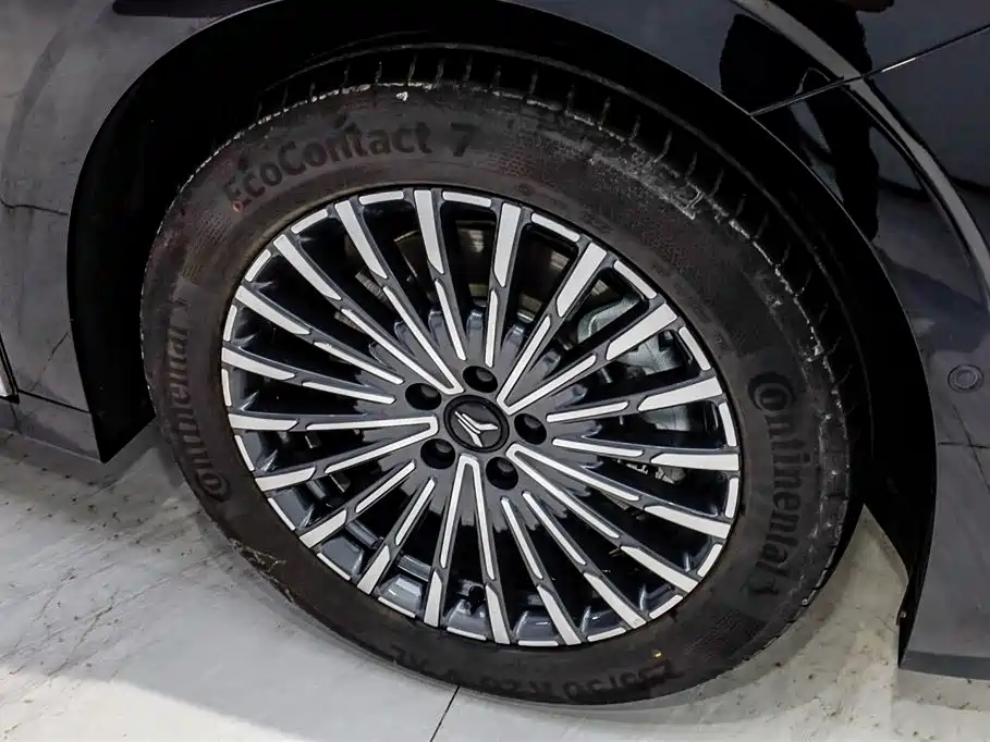 Voyah Auto Voyah Dreamer 2026 PHEV Qiankun Pro фото 36