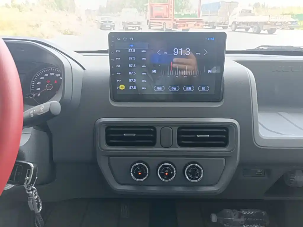 Wuling Motors Wuling Yangguang 2025 2025 400km Bus Comfort Edition