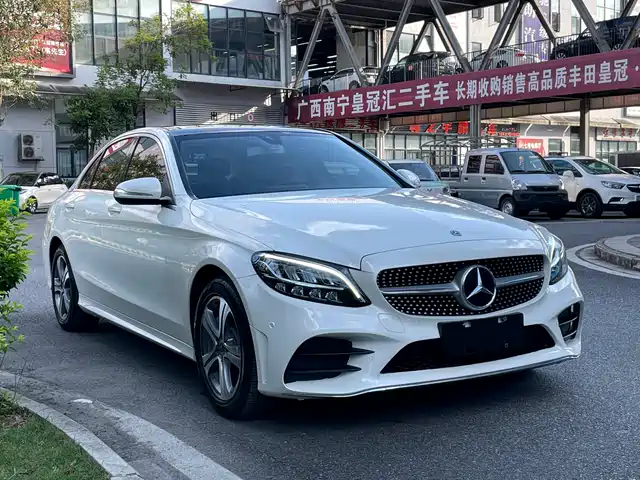 Mercedes-Benz C-Class 2019 C 260 L Sport — фото 3