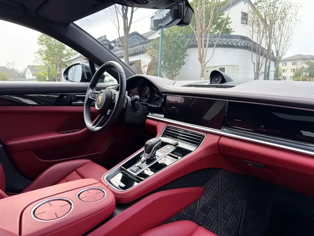 Porsche Panamera 2023 Panamera 2.9T Platinum Edition фото 12