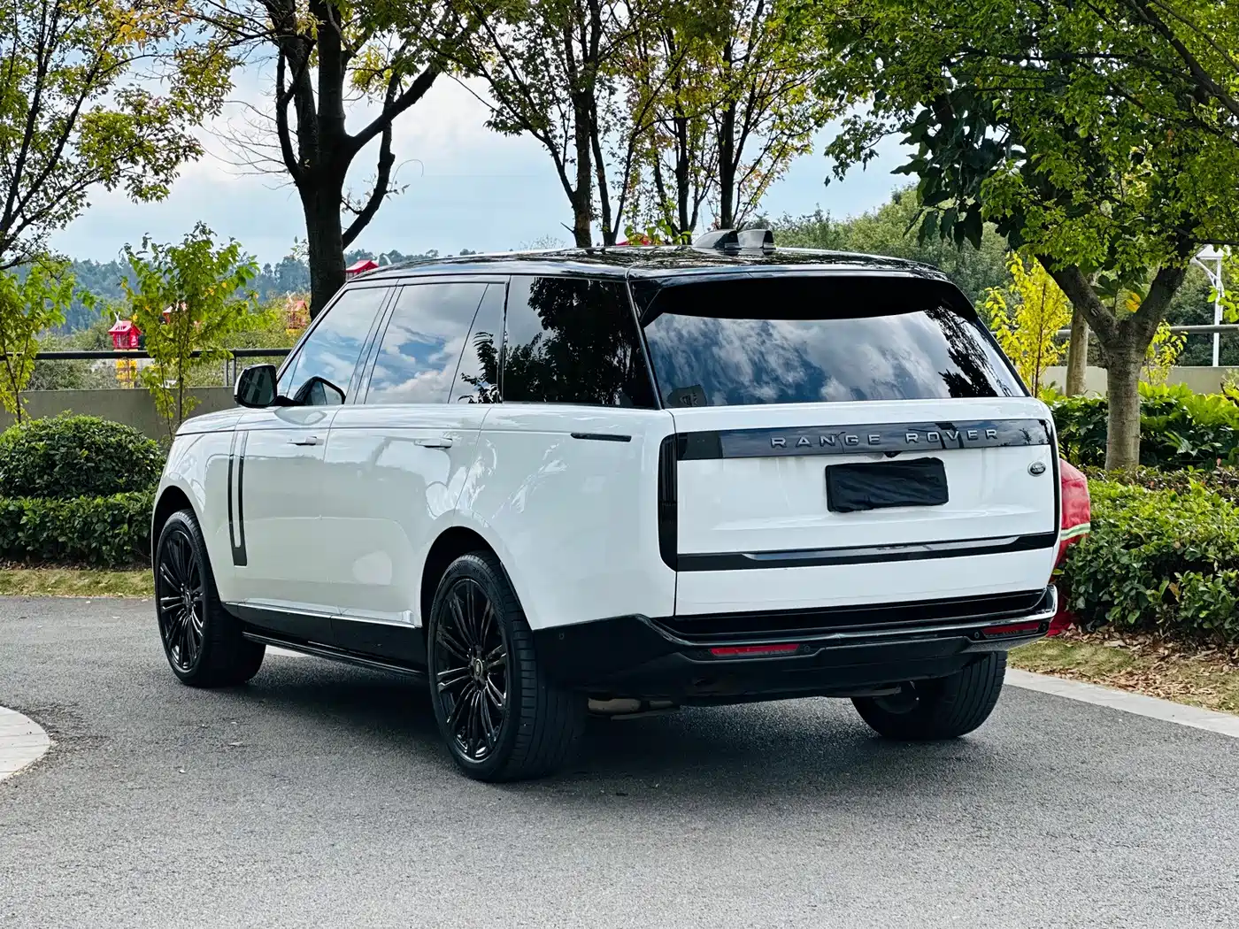 Фото 10 - Land Rover Range Rover