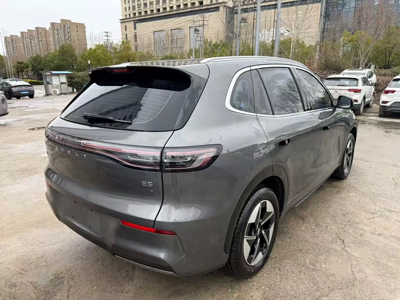 GEELY GALAXY GALAXY E5