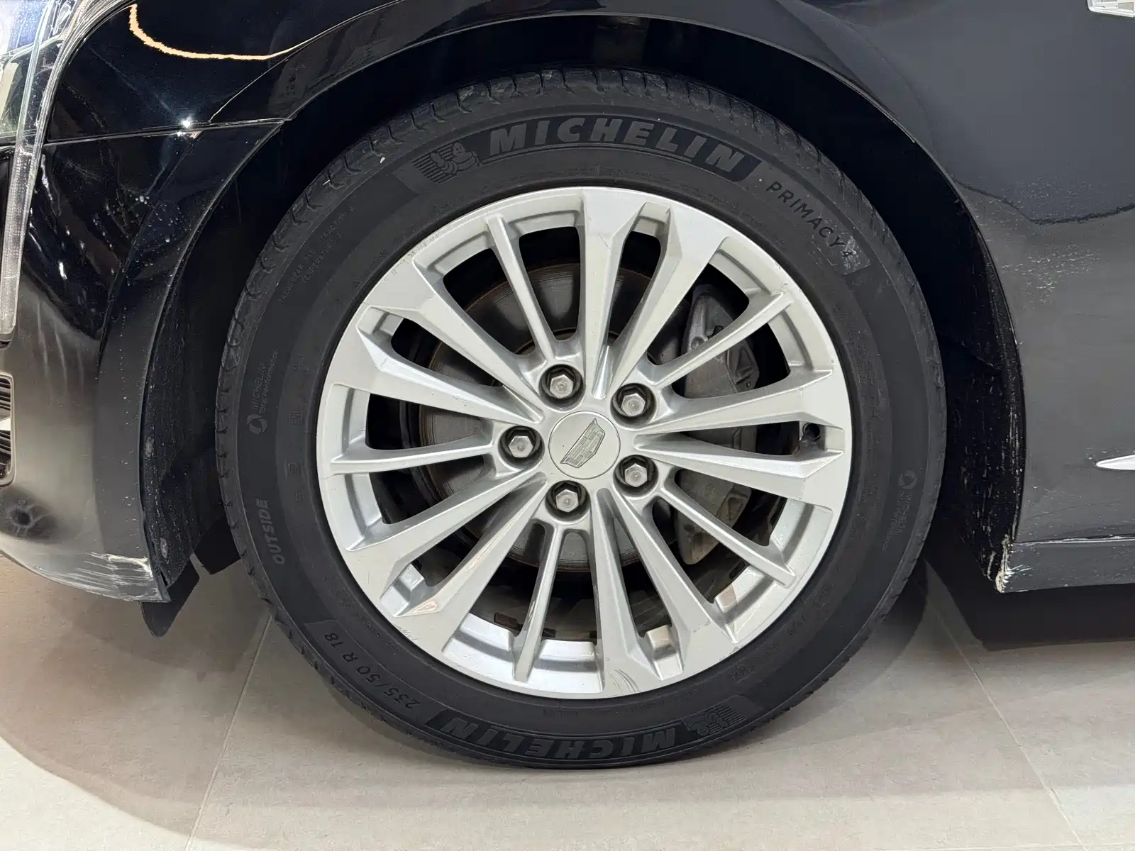 صورة 5 - Cadillac CT6