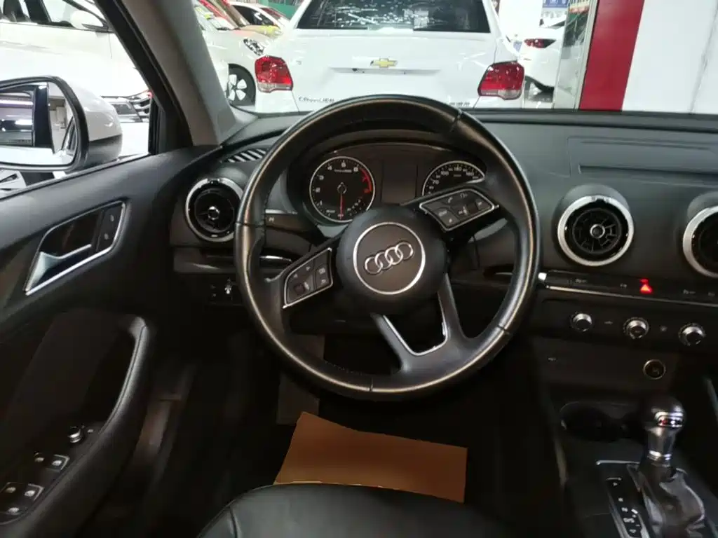 Photo 11 - Audi A3
