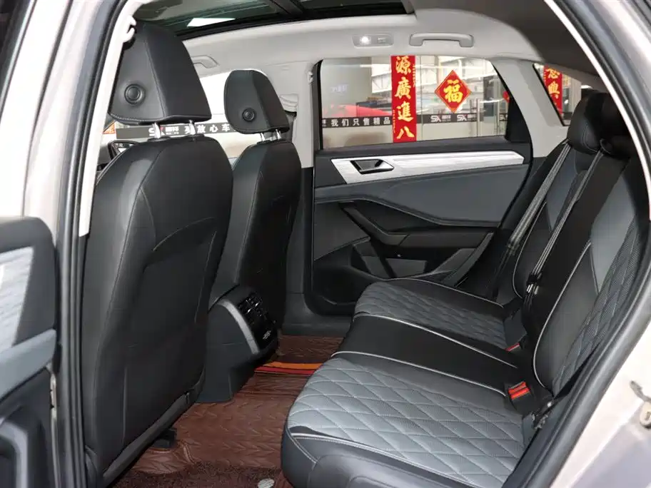 Volkswagen Sagitar 2023 300TSI DSG Surpassing Edition фото 10