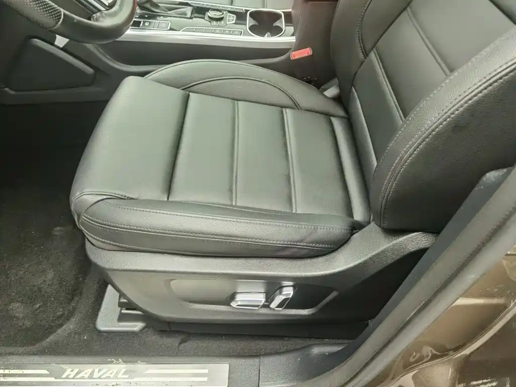 Photo 20 - Haval H7