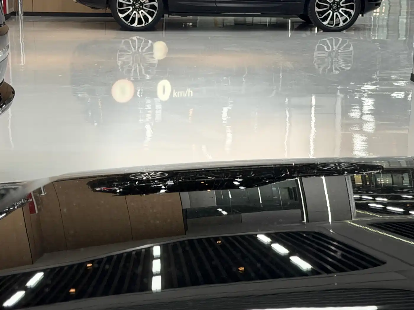 Land Rover Range Rover 2019 3.0 SC V6 Heritage Extended Edition фото 16
