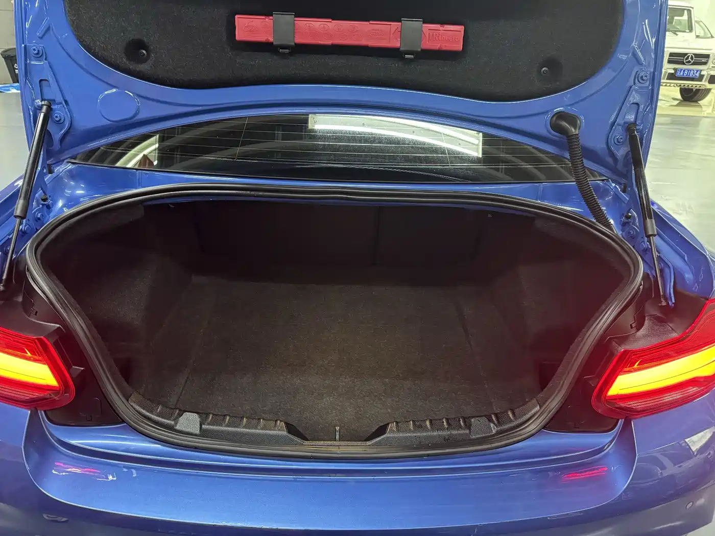 BMW 2 Series (Import) 2018 225i M Sport фото 21