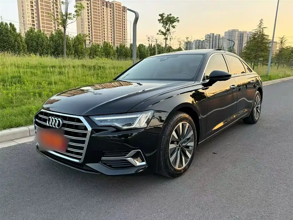 Audi A6L 2023 Facelift 40 TFSI Luxury Elegance фото 2