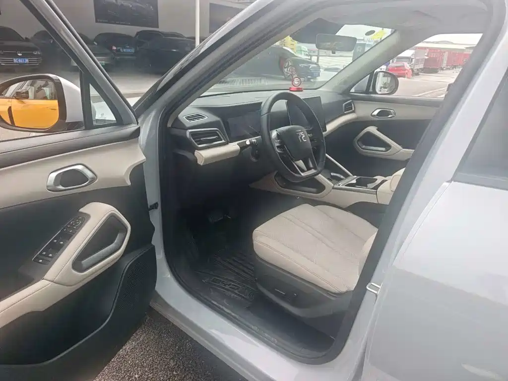 BYD Yuan UP 2026 2025 Smart Drive Edition 401KM Leading Type