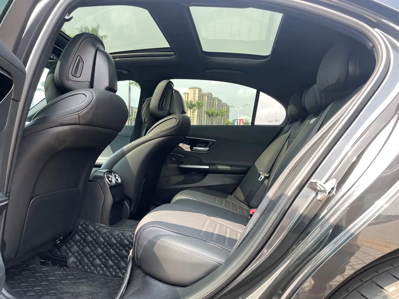 MERCEDES-BENZ C CLASS