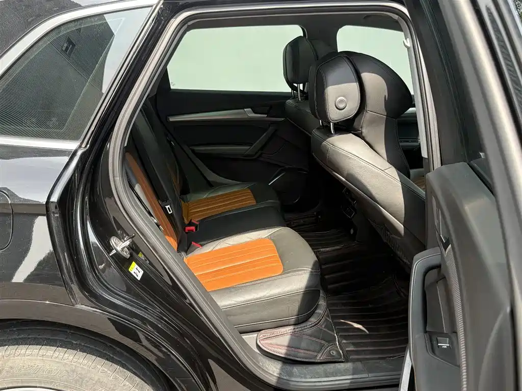 Audi Q5L 2020 45 TFSI Exclusive Fashion фото 17