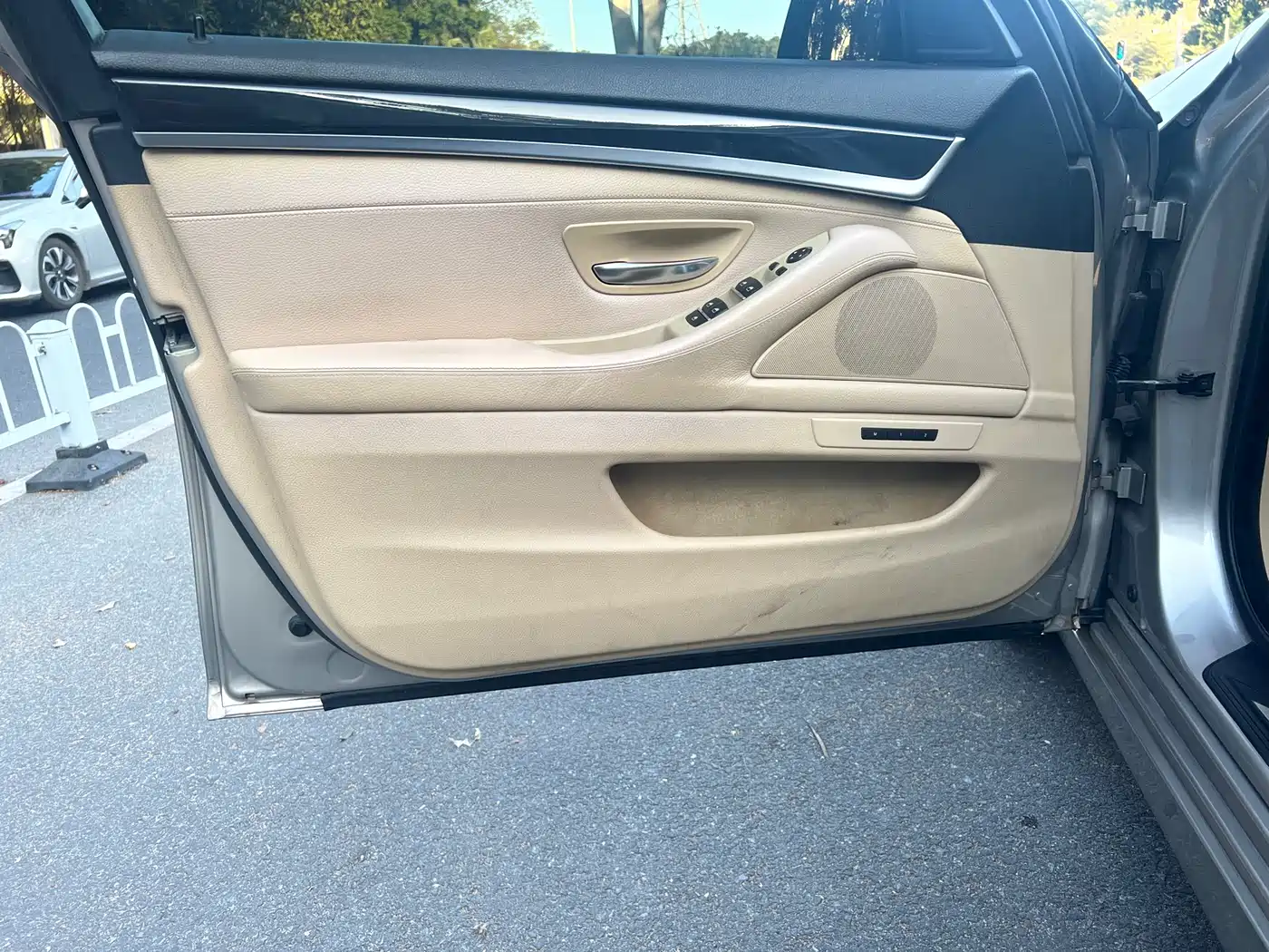 BMW 5 Series 2013 520Li Elegance фото 23