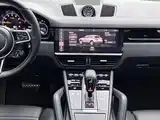 صورة 11 - Porsche Cayenne New Energy