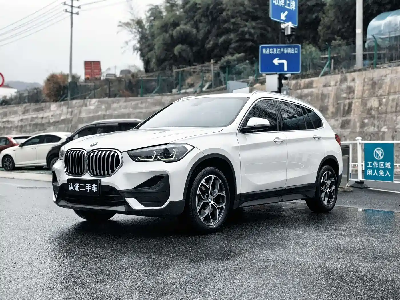 BMW X1 2021 sDrive25Li Leading