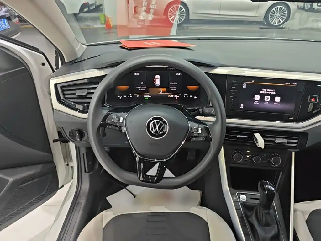 Volkswagen Polo 2023 2023 Facelift Plus 1.5L Auto Chroma Tech Edition
