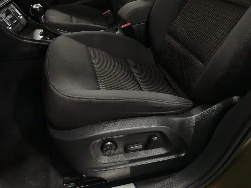 Audi Q3 2015 35 TFSI Progressive фото 20