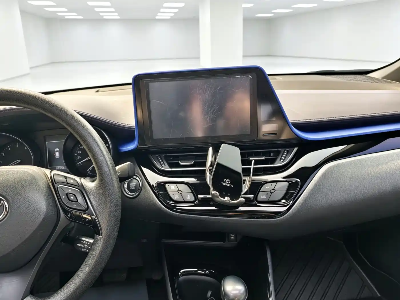 Toyota C-HR 2021 2.0L Comfort Edition фото 13