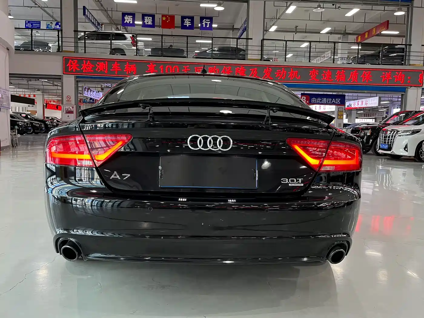 Audi A7 2012 3.0TFSI quattro Comfort фото 5