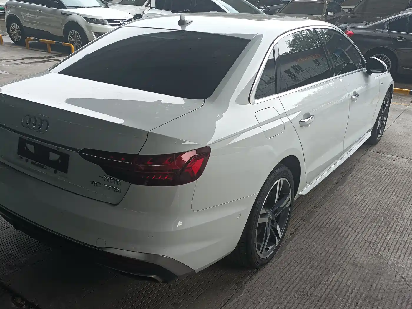 Audi A4L 2022 40 TFSI Luxury Dynamic фото 14