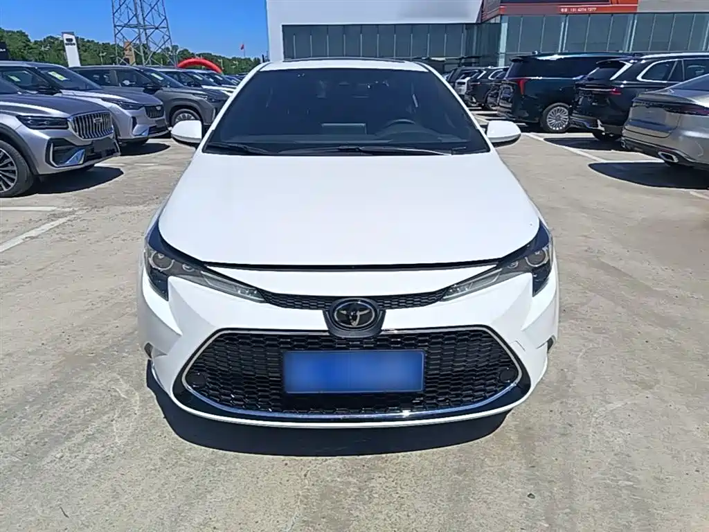 Toyota Levin 2022 185T CVT Luxury Edition фото 3