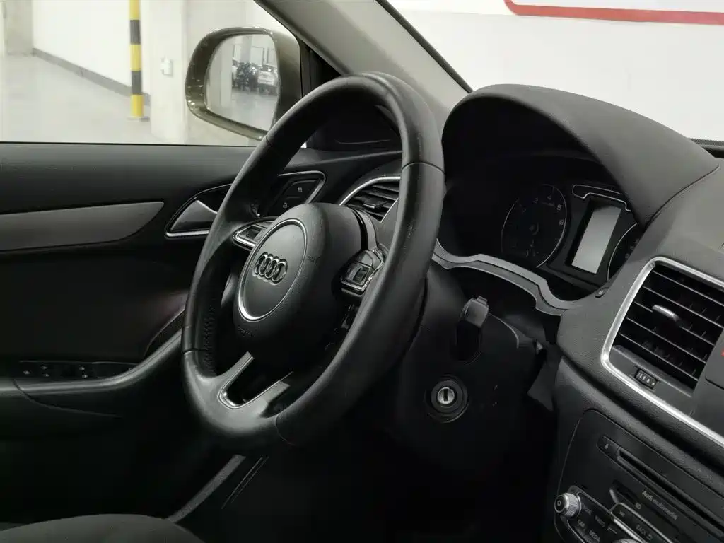 Audi Q3 2015 35 TFSI Progressive фото 22