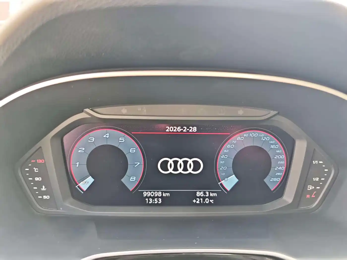 Фото 13 - Audi Q3