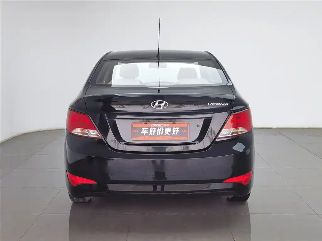 Hyundai Verna 2014 1.4L Manual Smart GLS фото 4