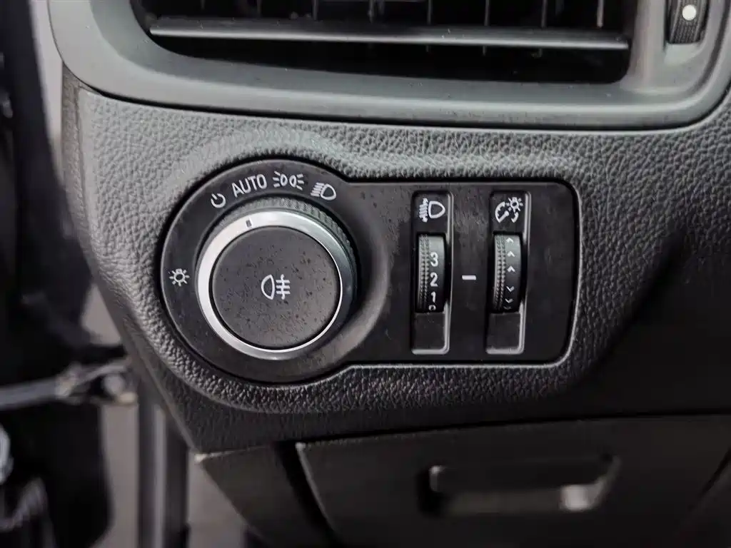 Buick Envision Plus 2021 532T FWD Luxury Trim фото 21