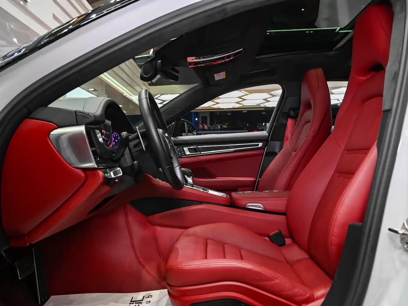 Porsche Panamera 2023 Panamera Turbo S Executive Long Wheelbase 4.0T фото 10