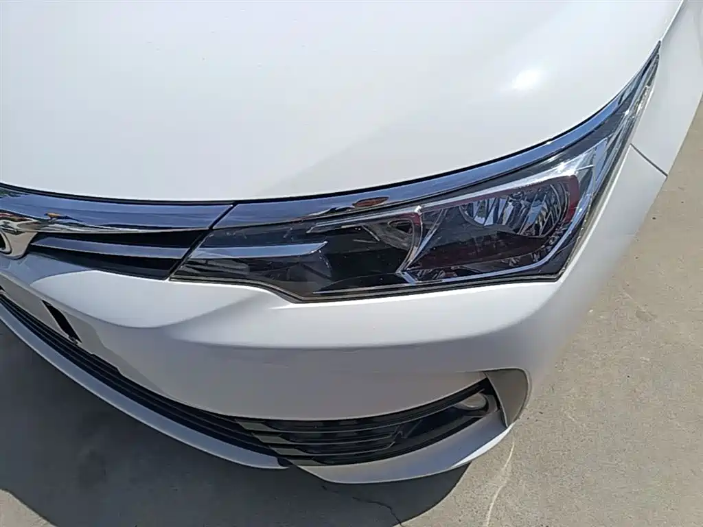 Toyota Corolla 2018 1.2T S-CVT GL Smart Edition фото 24