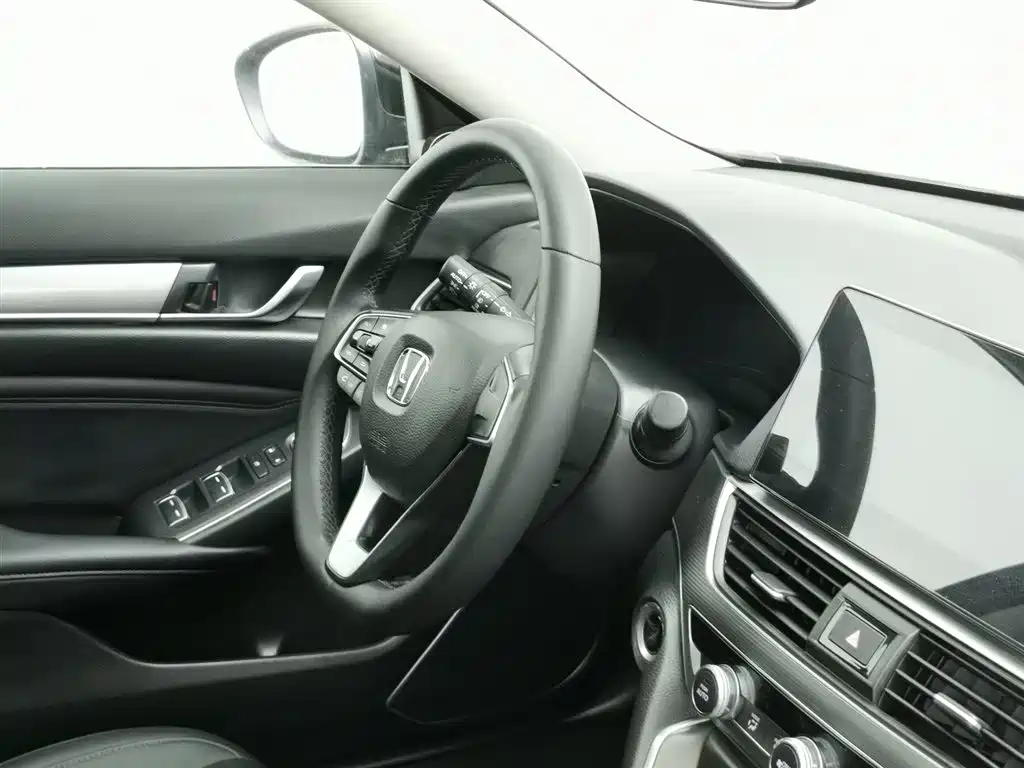 Honda Accord 2022 260TURBO Luxury Edition фото 22