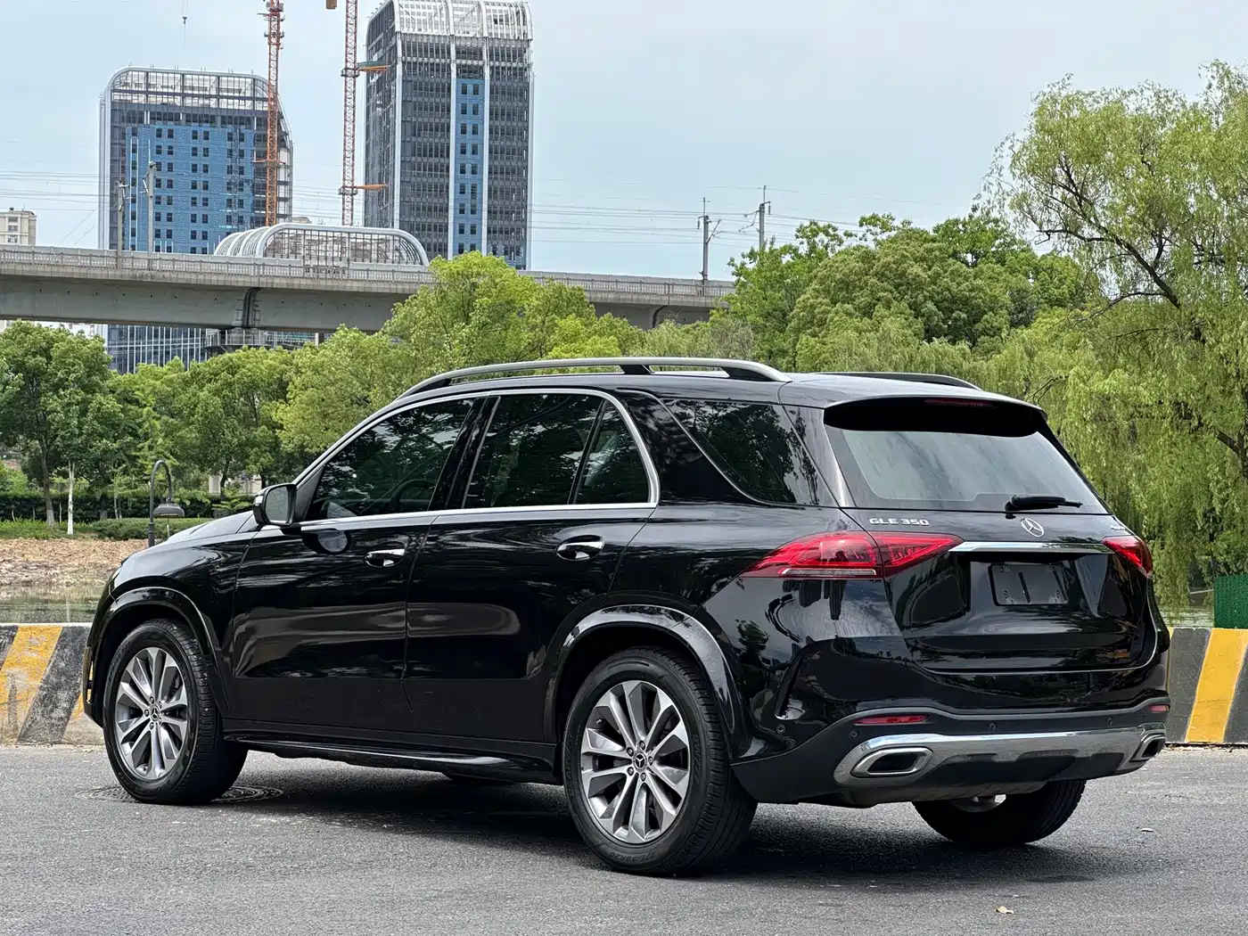 Mercedes-Benz GLE 2022 GLE 350 4MATIC Fashion фото 23