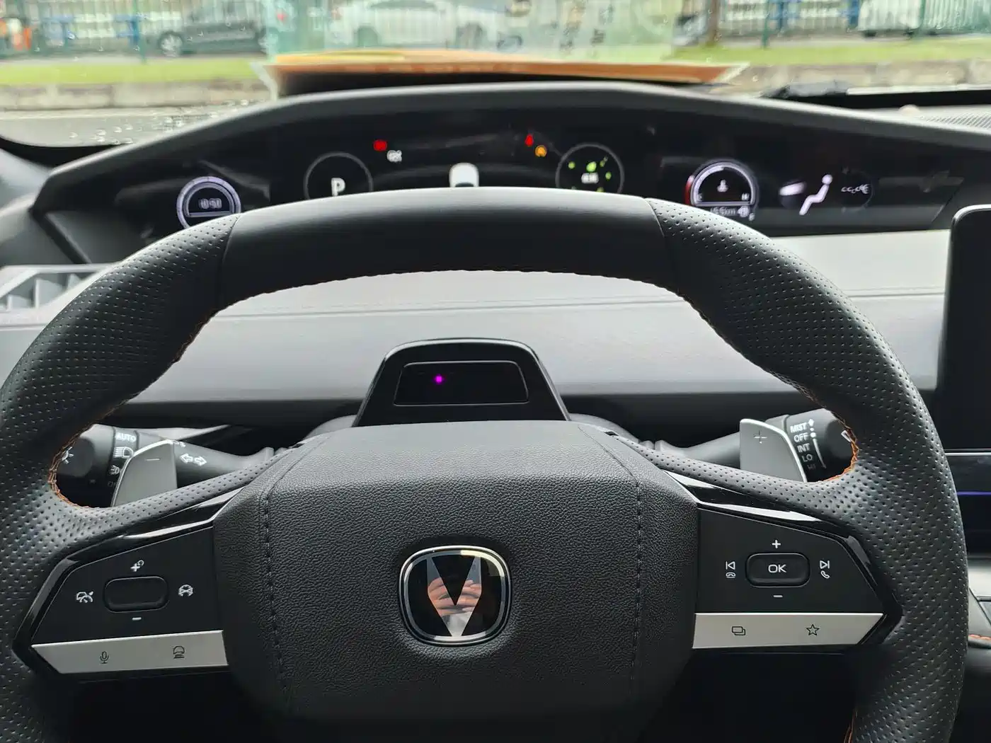 CHANGAN UNI-V