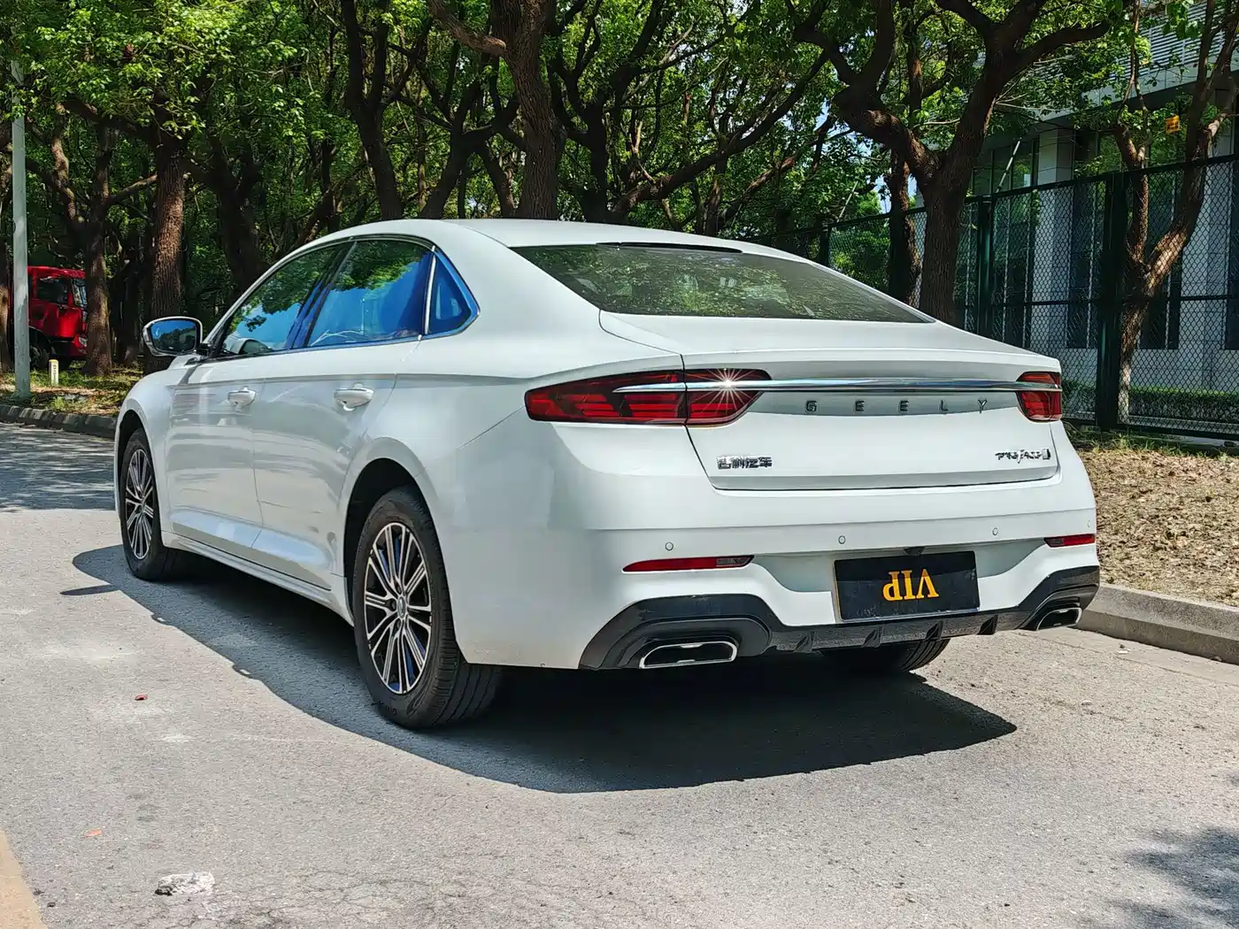 Фото 5 - Geely Xing Rui