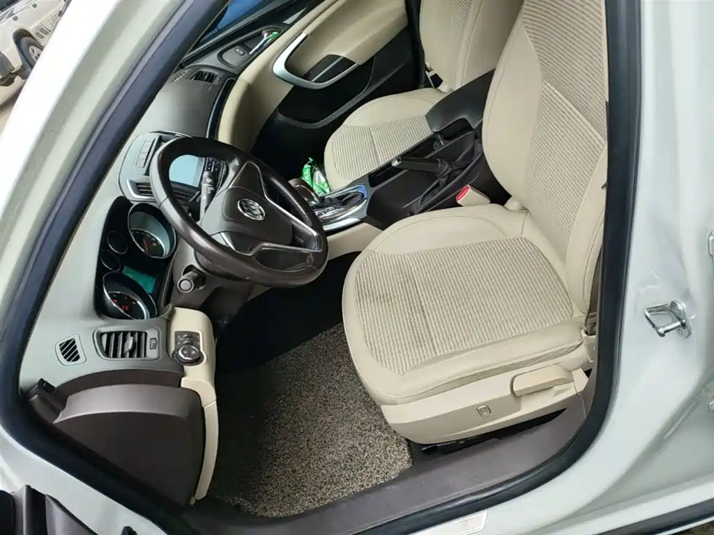 Buick Regal 2014 2.0L Leading Fashion Type фото 15
