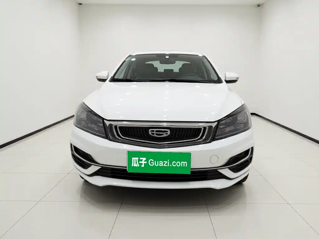 Фото 2 - Geely Emgrand