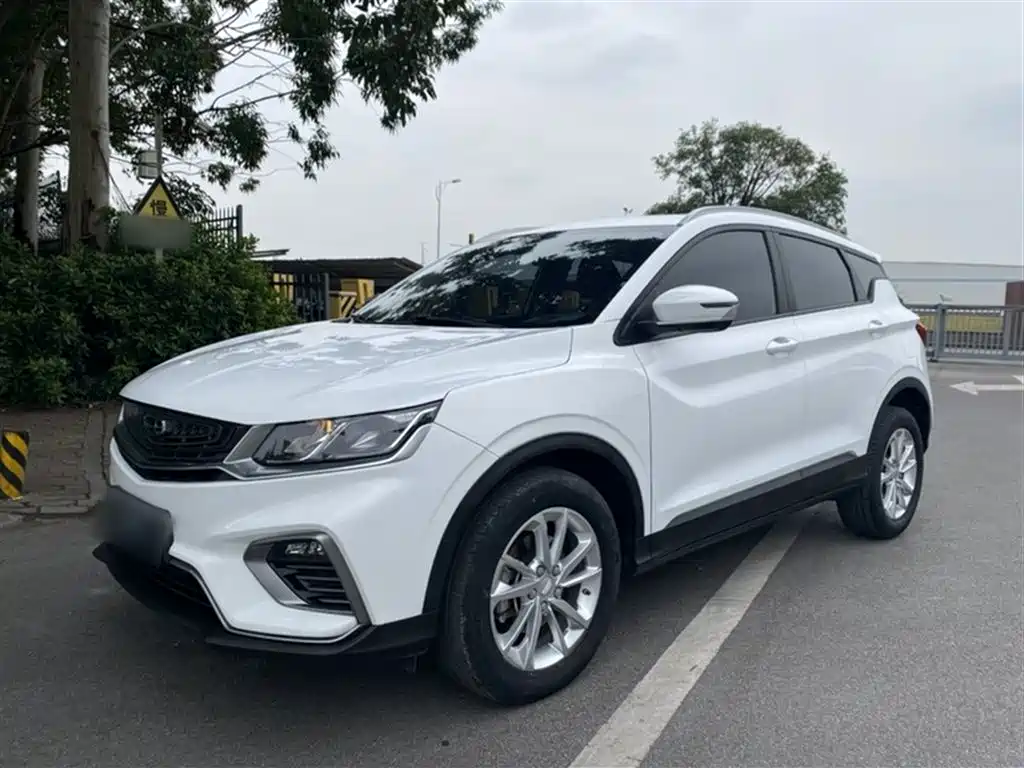 Фото 2 - Geely Coolray