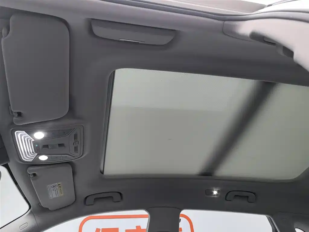Hongqi HS5 2019 2.0T Smart Connect Enjoy Edition фото 14