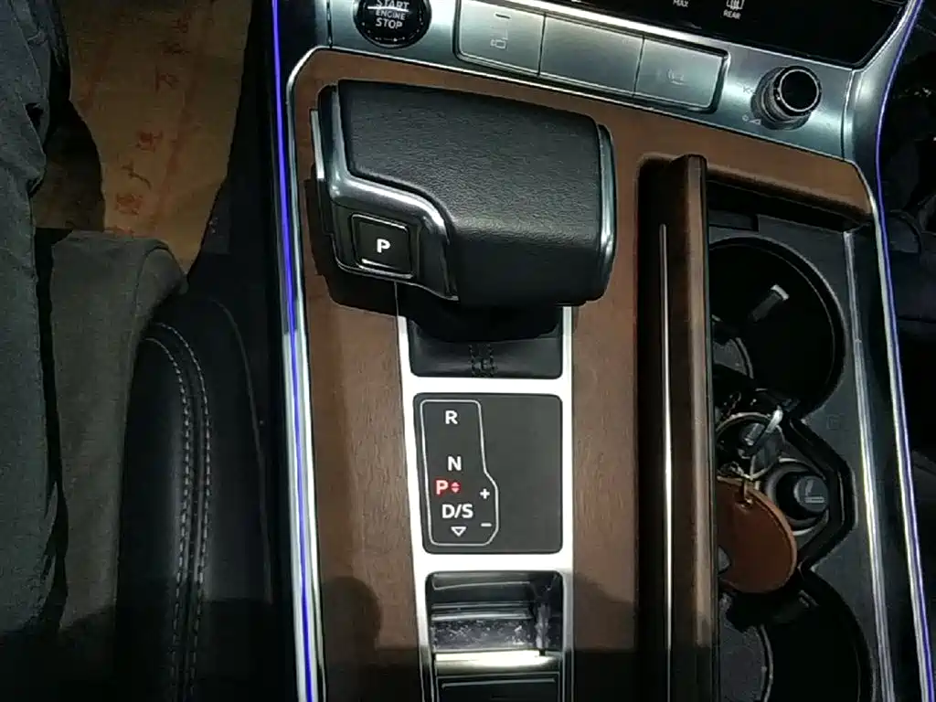 Audi A6L 2023 45 TFSI quattro Premium Dynamic фото 14