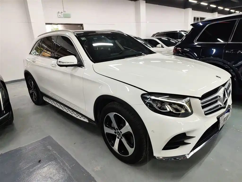 Mercedes-Benz GLC 2019 Facelift GLC 260 L 4MATIC Luxury фото 4