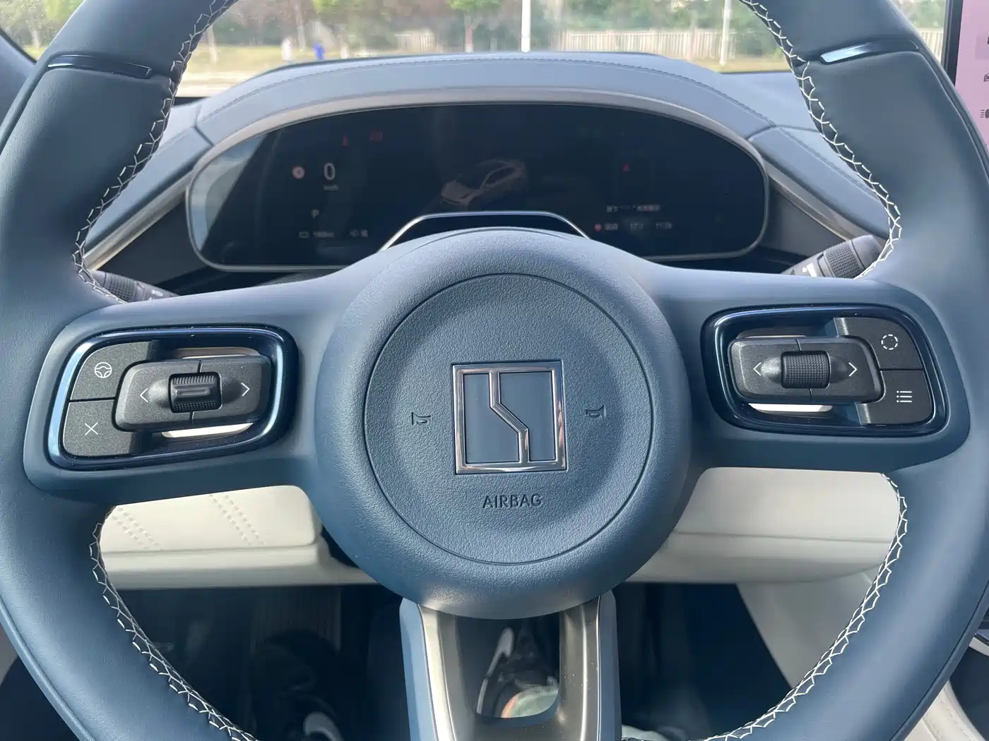 ZEEKR EXTREME KRYPTON 001