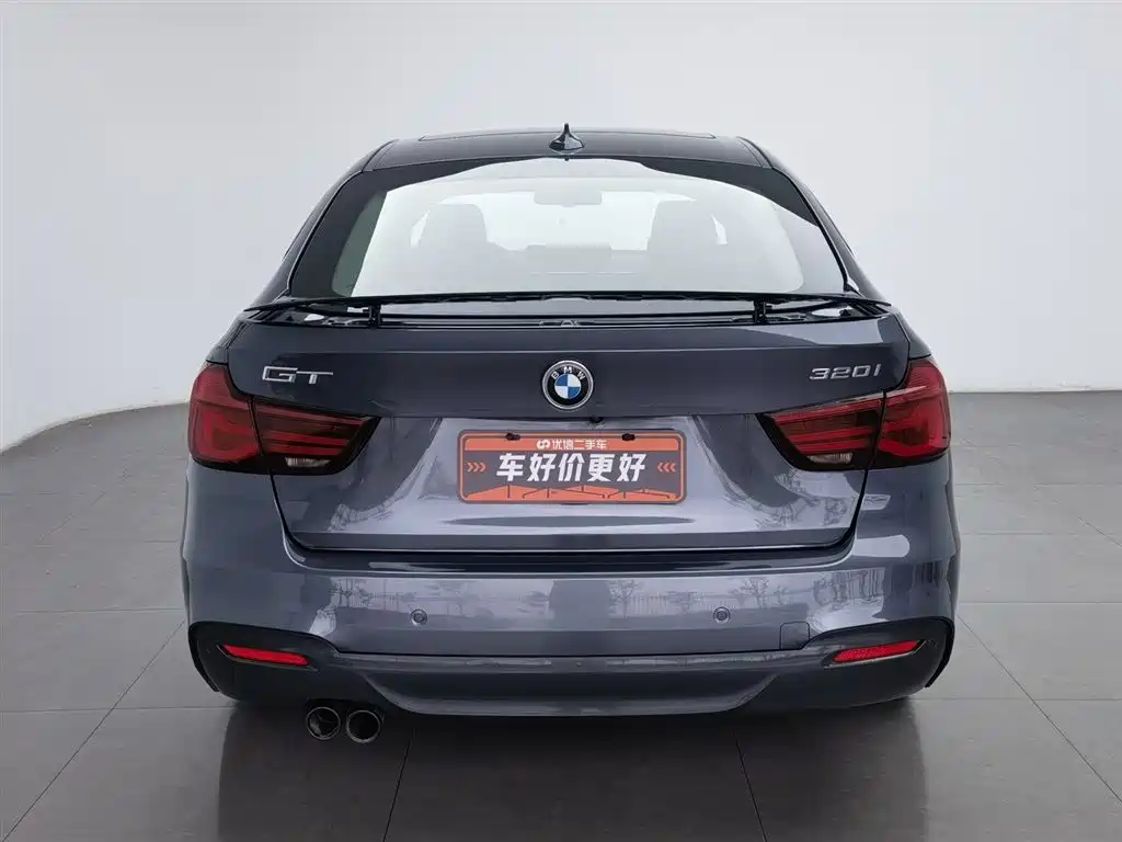 BMW 3 Series GT 2020 320i M Sport Black Night Edition фото 4