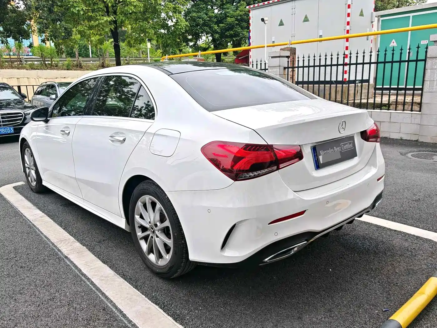 Mercedes-Benz A-Class 2020 A 200 L Sport Sedan фото 16