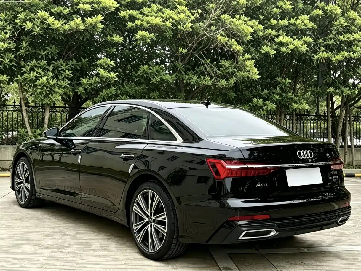 Audi A6L 2022 45 TFSI quattro Premium Elegance фото 10