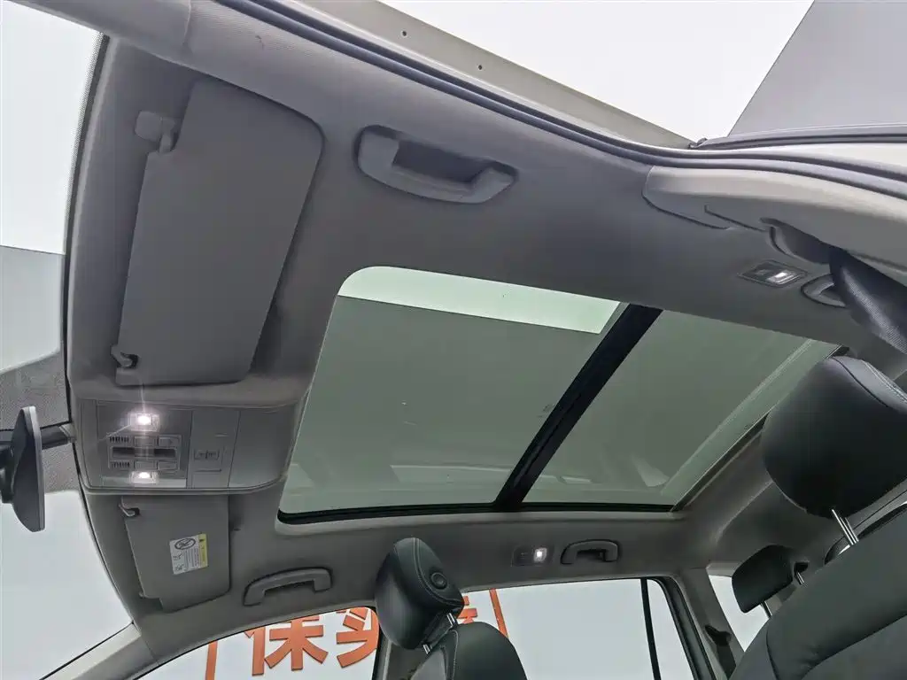 Volkswagen Tiguan L 2019 330TSI Auto 2WD Smart Luxury Edition China V фото 14