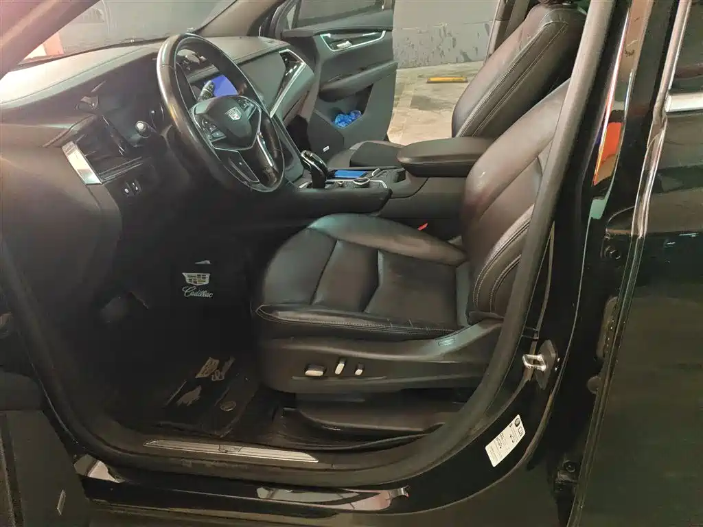 Cadillac XT5 2020 28T Luxury Model фото 8
